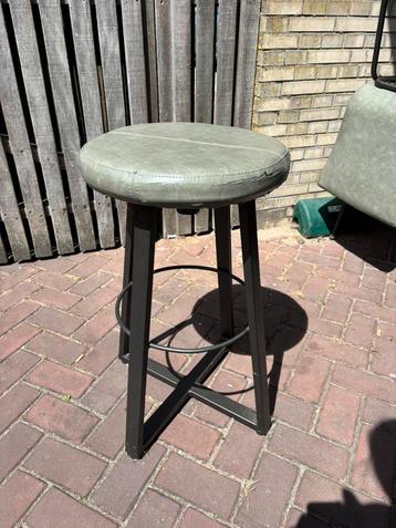 Bar kruk (4 stuks) beschikbaar voor biedingen