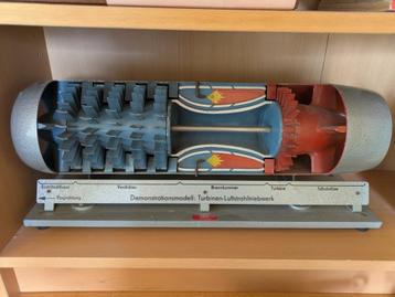Turbine straalmotor model  beschikbaar voor biedingen
