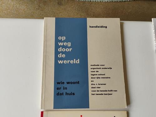 4 schoolboekjes, methode Op weg door de wereld deel 3, 4, 6, Boeken, Schoolboeken, Zo goed als nieuw, Overige niveaus, Ophalen of Verzenden