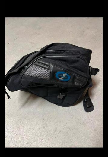 Accu tas voor de motor beschikbaar voor biedingen
