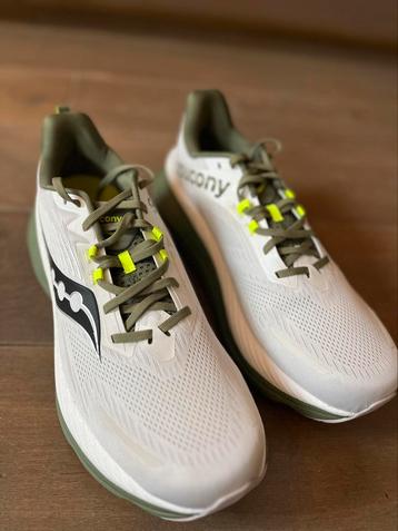 Saucony Hurricane 24 - NIEUW beschikbaar voor biedingen
