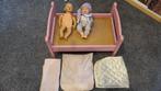 poppenbedje met kleden en poppen, Ophalen of Verzenden, Zo goed als nieuw, Babypop