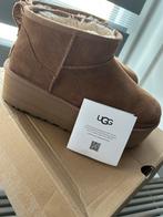 UGG ultra mini platform maat 39, Kleding | Dames, Schoenen, UGG, Bruin, Lage of Enkellaarzen, Ophalen of Verzenden
