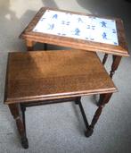 2 houten bijzettafeltjes met oud Hollandse tegeltjes, Minder dan 55 cm, Gebruikt, Klassiek, Rechthoekig