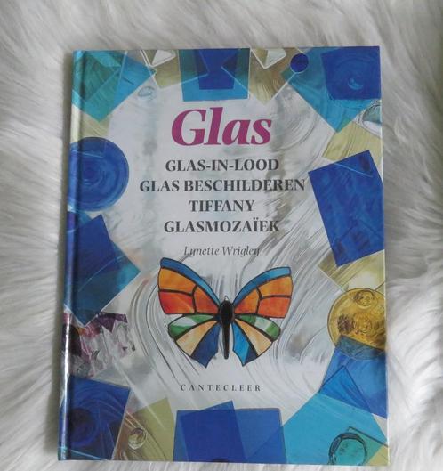 GLAS (glas-in-lood, tiffany, mozaiek, beschilderen), Boeken, Hobby en Vrije tijd, Gelezen, Overige onderwerpen, Ophalen of Verzenden