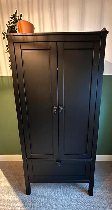 Ikea sundvik kast beschikbaar voor biedingen