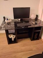 Bureau van Ikea met glazen blad, Ophalen, Gebruikt, Bureau