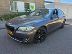 BMW 5-serie 520d High Executive + * Navi* 19inch Velgen* Lee, Euro 5, Achterwielaandrijving, Zwart, Bedrijf