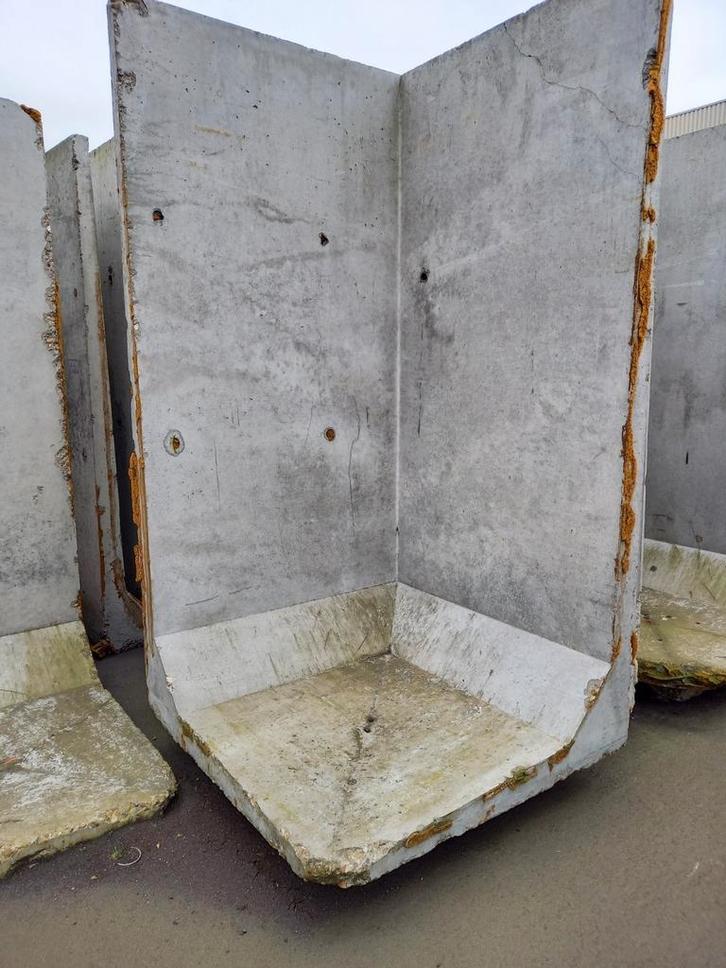 Hoekstukken 300hoog, Doe-het-zelf en Verbouw, Overige Doe-het-zelf en Verbouw, Gebruikt, Ophalen