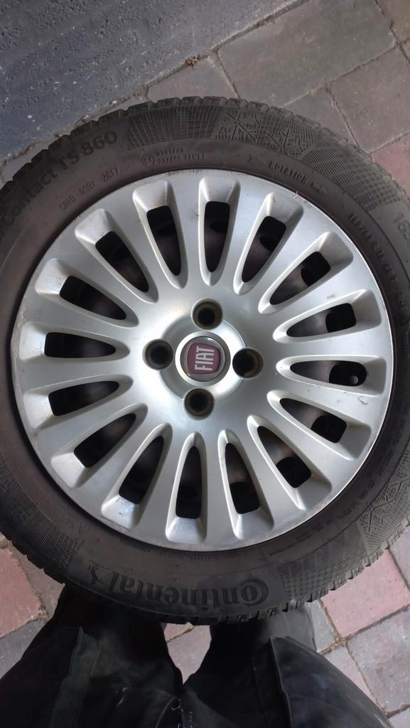 Continental Wintercontact TS860 185 65 R15 5mm stalen velg, Auto diversen, Overige Auto diversen, Ophalen