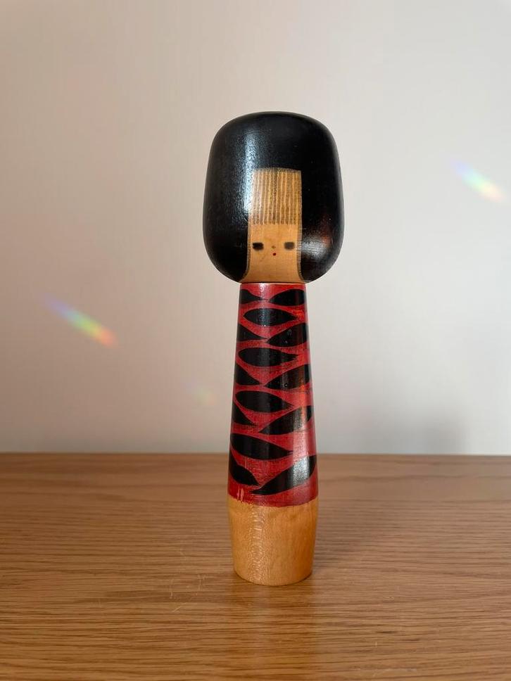 Vintage kokeshi Hideo Ishihara, Antiek en Kunst, Kunst | Niet-Westerse kunst, Ophalen of Verzenden