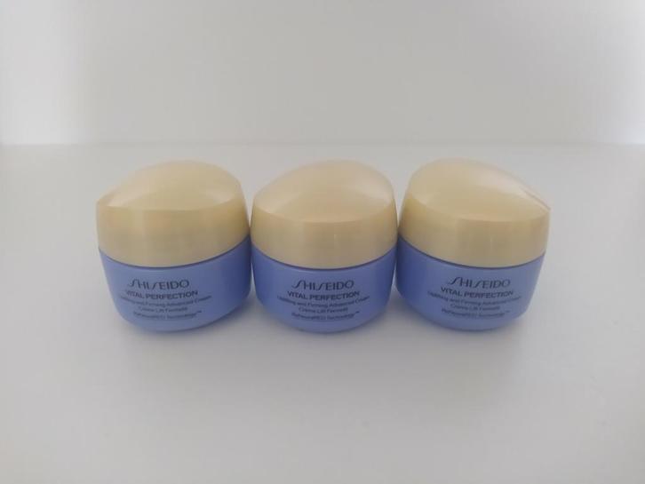 Nieuw Shiseido Vital Perfection Creme 15 ml, Sieraden, Tassen en Uiterlijk, Uiterlijk | Gezichtsverzorging, Nieuw, Gehele gezicht