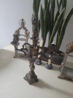 Antieke bronzen kandelaar met dover, Antiek en Kunst, Antiek | Kandelaars, Ophalen of Verzenden, Koper of Brons