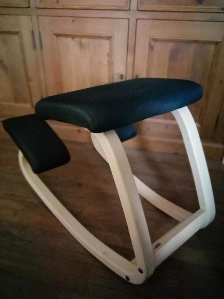 Varier Variable Ergonomische Kniestoel Zonder Rugleuning, Huis en Inrichting, Bureaustoelen, Zo goed als nieuw, Bureaustoel, Zwart