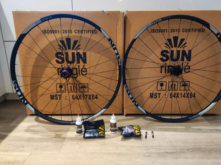 Gloednieuwe Sunringle Düroc Pro 30 29" Boost MTB wielset, Fietsen en Brommers, Fietsonderdelen, Nieuw, Mountainbike, Wiel, Ophalen of Verzenden