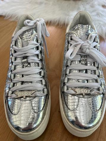DSQUARED2 schoenen  beschikbaar voor biedingen