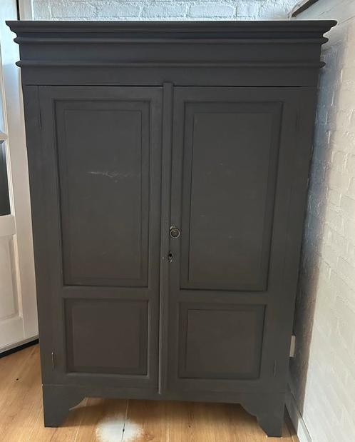 Massieve computerkast met slot en verlichting, Huis en Inrichting, Kasten | Computermeubels, Gebruikt, 120 tot 170 cm, 70 tot 120 cm