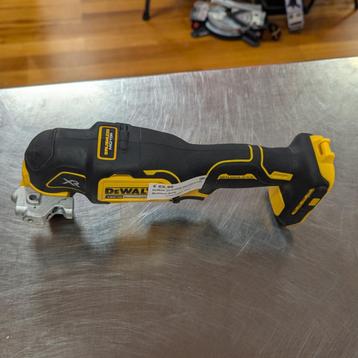 DeWalt DCS355N Oscillerende Multitool Body beschikbaar voor biedingen