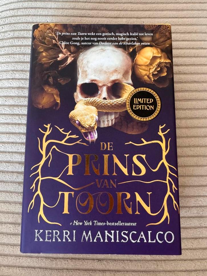 Kerri Maniscalco - De prins van Toorn Kingdom of the wicked, Boeken, Fantasy, Zo goed als nieuw, Ophalen of Verzenden