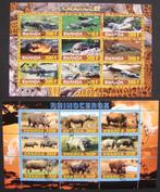 - 637 - 2 grote Blokken met Krokodillen + Neushoorns., Verzenden, Gestempeld, Dier of Natuur