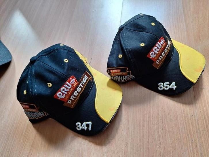 Eru caps  Tim en Tom ., Ophalen of Verzenden, Zo goed als nieuw