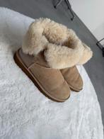 Ugg Maat 39, Kleding | Dames, Schoenen, Ophalen of Verzenden, Gedragen, Beige