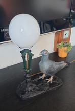 Tafellamp metalen lantaarn met duif, lees de beschrijving, Huis en Inrichting, Lampen | Tafellampen, Ophalen of Verzenden, Glas