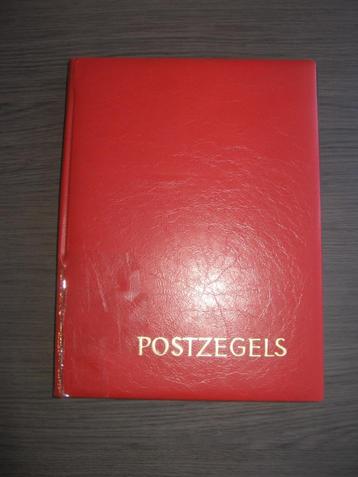 Nederland 1970 t/m 1999 in een insteekboek. Postfris. beschikbaar voor biedingen