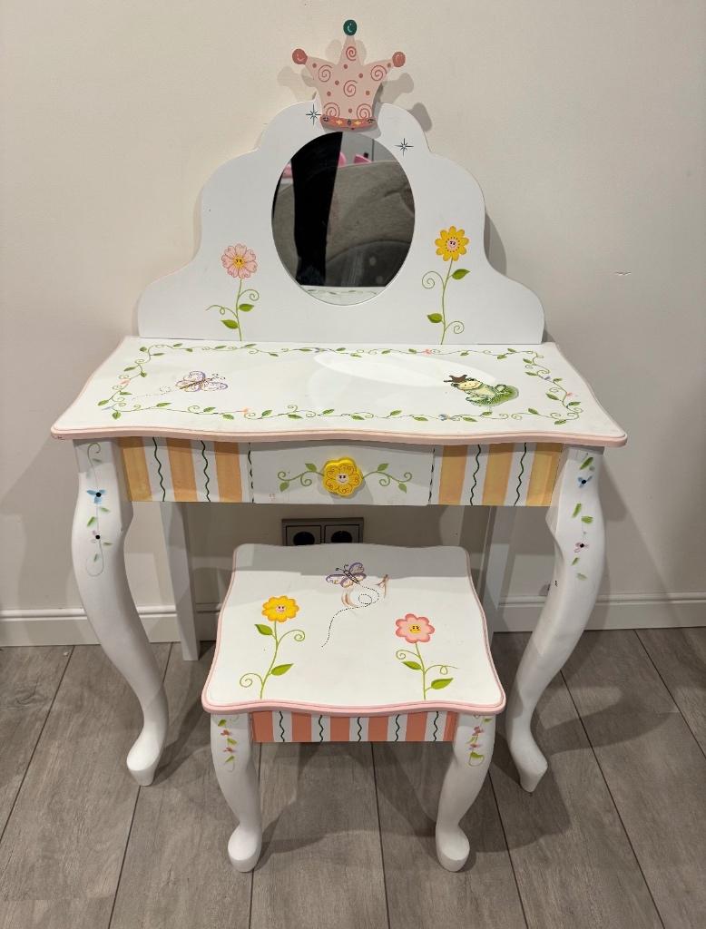 Meisjes kaptafel incl. Lade en krukje, Ophalen, Zo goed als nieuw, Tafel(s) en Stoel(en)