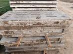 Betonnen stalroosters, Stalling