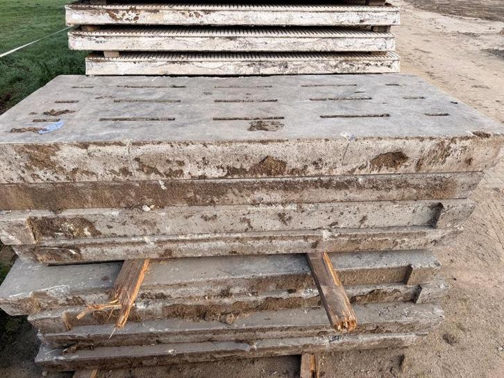 Betonnen stalroosters, Dieren en Toebehoren, Stalling en Weidegang, Stalling