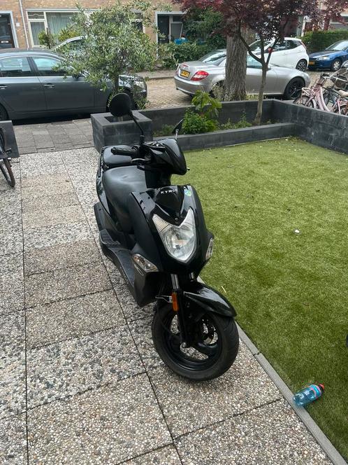Kymco Agility - 2021 Zwart, Fietsen en Brommers, Scooters | Kymco, Zo goed als nieuw, Agility, Maximaal 25 km/u, Benzine, Ophalen