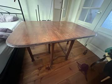 MOET WEG - eettafel beschikbaar voor biedingen