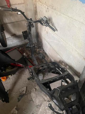 Zip frame zonder 123 beschikbaar voor biedingen