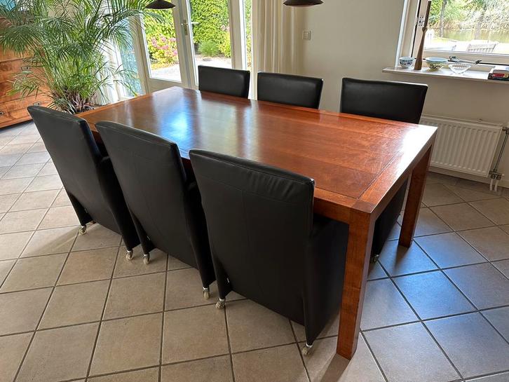 Eethoek met bijpassende salontafel Ton Sur Ton antiek kersen, Huis en Inrichting, Complete eetkamers, Gebruikt, 4 tot 6 stoelen