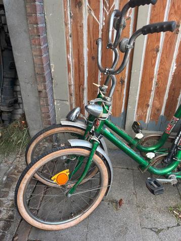 2x Vintage groene mini-fiets / vouwfiets jaren 70’stijl beschikbaar voor biedingen