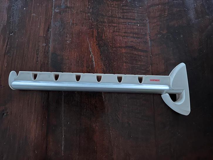 Leifheit kledinghanger kledingrek kledingluchter wand model, Kleding | Dames, Kledingrekken, Nieuw, Ophalen of Verzenden