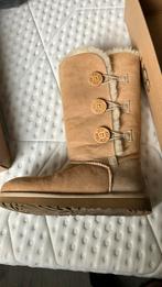 UGG maat 5,5 beige hoog, UGG, Beige, Nieuw, Ophalen of Verzenden