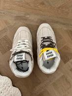 Miu miu x New balance sneakers NIEUW, Kleding | Heren, Miu miu x new balance, Nieuw, Ophalen of Verzenden, Sneakers of Gympen