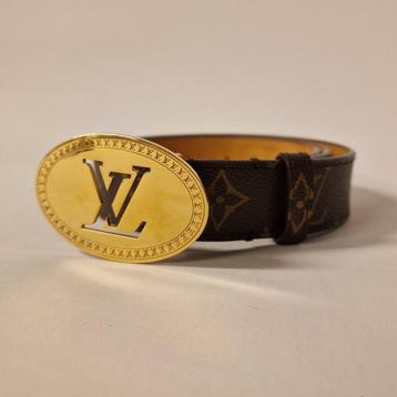 Louis Vuitton M9842 LV Mono Belt 95/38 beschikbaar voor biedingen