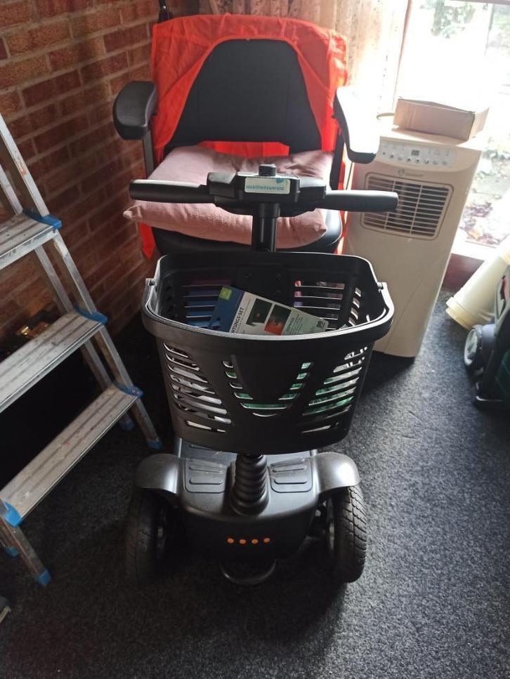 Scootmobiel, Diversen, Brommobielen en Scootmobielen, Zo goed als nieuw, Life and Mobility, 16 t/m 25 km, 10 km/u of minder, Ophalen