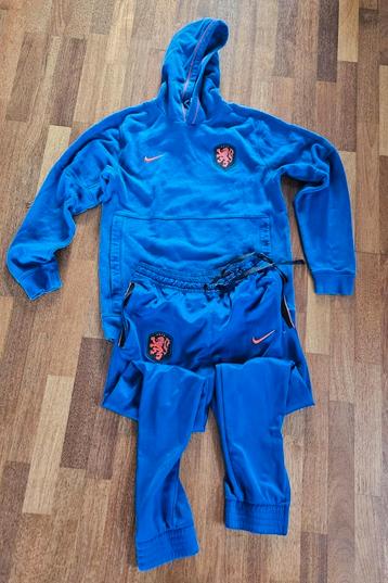 Trainingspak blauw Nederlands Elftal maat M beschikbaar voor biedingen