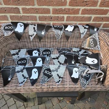 Nieuwstaat! Halloween slinger - spoken vleermuizen spinnen👻 beschikbaar voor biedingen