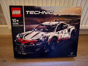 Lego Technic 42096  Porsche 911 RSR  beschikbaar voor biedingen