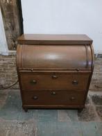 Eikenhouten kinderbureau, Ophalen