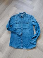 Heren spijkerblouse maat S, Kleding | Heren, Overhemden, Ophalen of Verzenden, Gedragen, Blauw