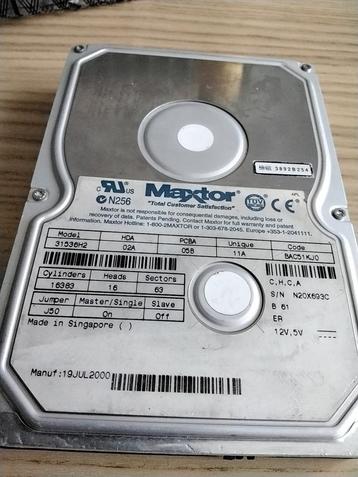 IDE harde schijf met een capaciteit van 14,3 GB  beschikbaar voor biedingen