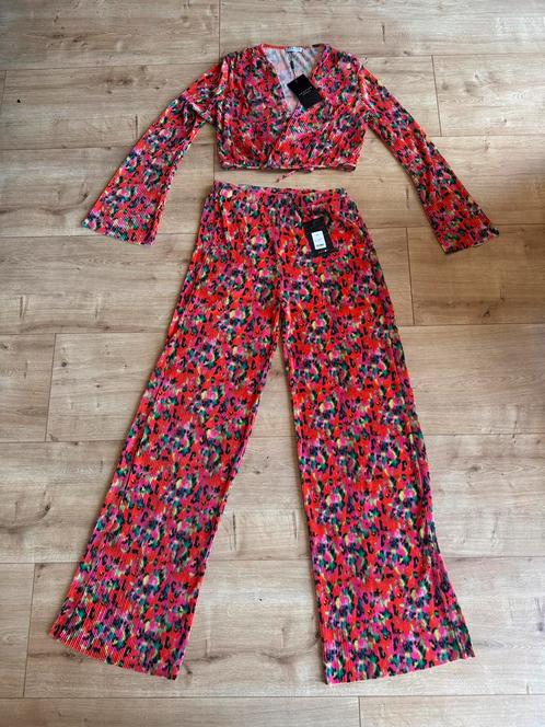 Geweldige set van Loavies maat 42 met gekleurde panterprint, Kleding | Dames, Jumpsuits, Nieuw, Ophalen of Verzenden