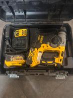 Dewalt combiboor DCH273 incl accus en lader, Doe-het-zelf en Verbouw, Gereedschap | Boormachines, Ophalen of Verzenden, Gebruikt