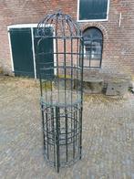 gietijzeren wijnrek 175 cm hoog en doorsnee 50 cm., Ophalen, 50 tot 75 cm, 15 tot 25 flessen, Zo goed als nieuw